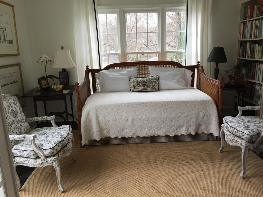 The Cottage Bed & Breakfast In Decatur Ga Exteriér fotografie